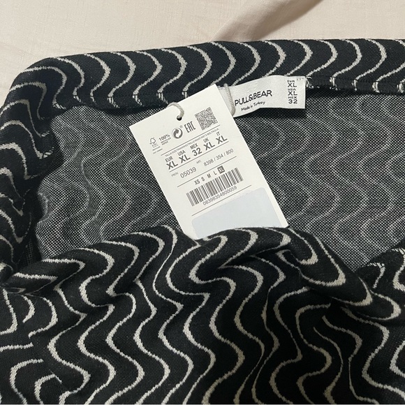 Pull & Bear Knit Printed Mini Skirt - Picture 4 of 4